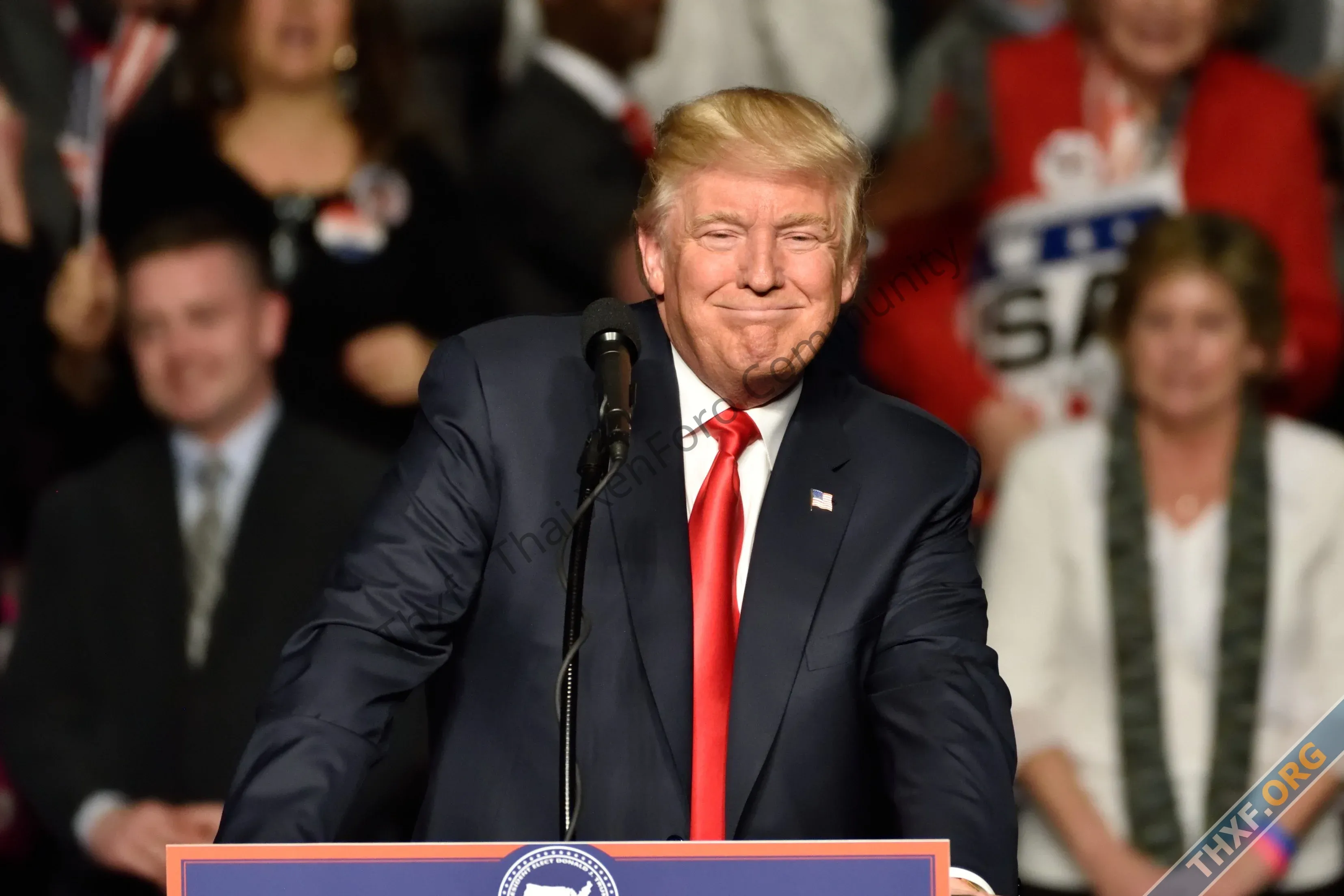 Trump บอกตอนนี้มี 4 กลุ่ม ที่แสดงความสนใจซื้อกิจการ TikTok ในสหรัฐอเมริกา-1.webp