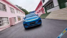 BYD แซงหน้า Tesla ขึ้นแท่นผู้ผลิตรถยนต์ไฟฟ้ารายใหญ่ที่สุดของโลกในไตรมาสที่ 4/2024