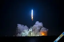 Blue Origin ประสบความสำเร็จในการส่งจรวด New Glenn ขึ้นสู่อวกาศเป็นครั้งแรก