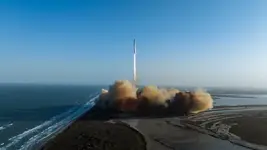 ยาน Starship ของ SpaceX ระเบิดกลางอากาศอีกครั้ง ในการทดสอบภารกิจครั้งที่ 8 ส่วนจรวดกลับฐานยิงได้เหมือนเดิม