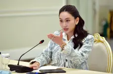 เป๋าตังค์ 2.0? เพื่อไทยระบุแอปทางรัฐจะโอนเงินในโครงการ Digital Wallet ได้ในตัว แต่เปิดให้ธนาคารร่วมได้ด้วย