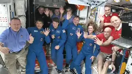 ยาน SpaceX Dragon Crew-10 เชื่อมต่อสถานีอวกาศแล้ว, เตรียมรับลูกเรือ Starliner กลับโลก