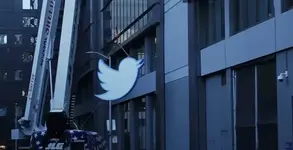 มีคนประมูลป้ายนกฟ้าที่สำนักงานใหญ่ Twitter ด้วยราคา 1.1 ล้านบาท