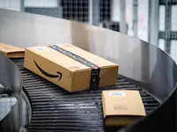 พ่อค้า-แม่ค้าจีนบน Amazon ต้องเลือกระหว่างขึ้นราคาสินค้า หรือเลิกขายบนแพลตฟอร์ม หลังเจอกำแพงภาษี Trump
