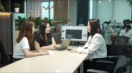 UIH ยกระดับการทำงาน นำ AI มาปรับใช้ภายในองค์กร-5.webp UIH ยกระดับการทำงาน นำ AI มาปรับใช้ภายในองค์กร-5.webp