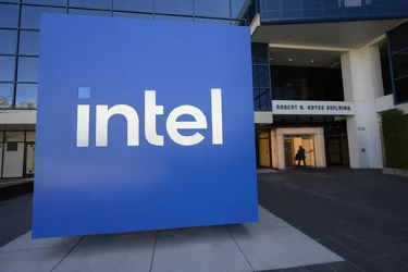 ไม่ยืนยัน Intel เตรียมประกาศปลดพนักงาน 20 เป็นจำนวน 21000 คน ในสัปดาห์นี้-1.webp ไม่ยืนยัน Intel เตรียมประกาศปลดพนักงาน 20 เป็นจำนวน 21000 คน ในสัปดาห์นี้-1.webp