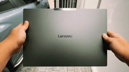 รีวิว Lenovo Yoga Pro 9i Aura Edition แล็ปท็อปอุดมคติตอบโจทย์ทุกสายงานของปี 2025-9.webp รีวิว Lenovo Yoga Pro 9i Aura Edition แล็ปท็อปอุดมคติตอบโจทย์ทุกสายงานของปี 2025-9.webp