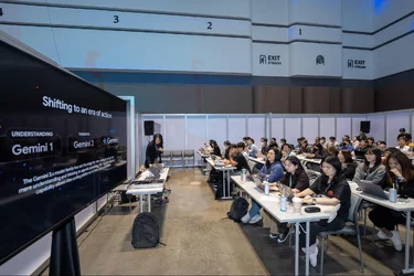 KBTG Techtopia Human of Tomorrow งานรวมแนวคิดที่นำให้ มนุษย์ของวันพรุ่งนี้ เป็นนายของ AI ที่ท...webp KBTG Techtopia Human of Tomorrow งานรวมแนวคิดที่นำให้ มนุษย์ของวันพรุ่งนี้ เป็นนายของ AI ที่ท...webp