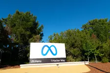 Facebook อายุครบ 20 ปี แล้ว ย้อนดูไทม์ไลน์จาก Harvard only สู่ Metaverse